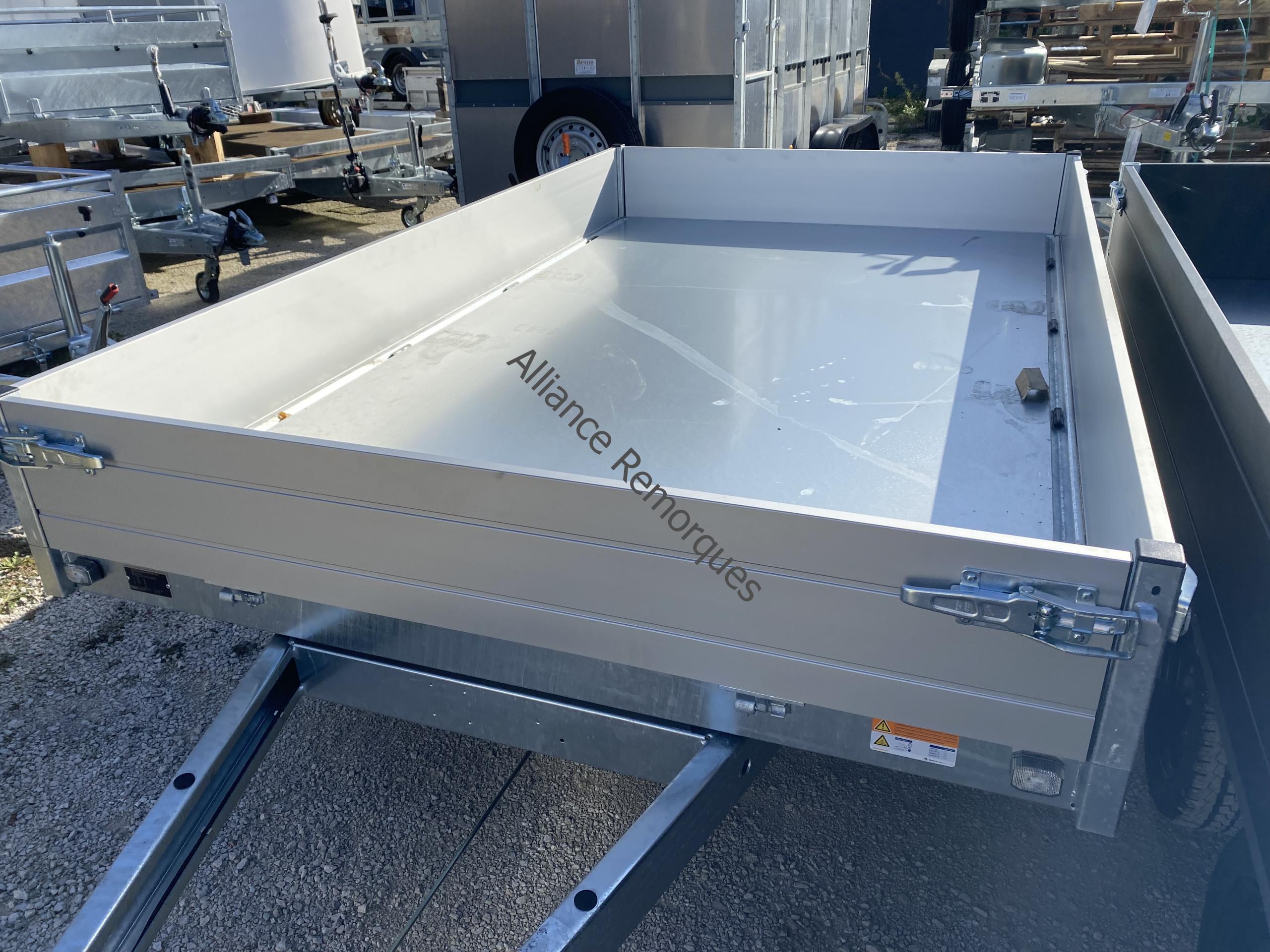 Benne hydraulique SARIS K1 306 184 2700 – Image 2