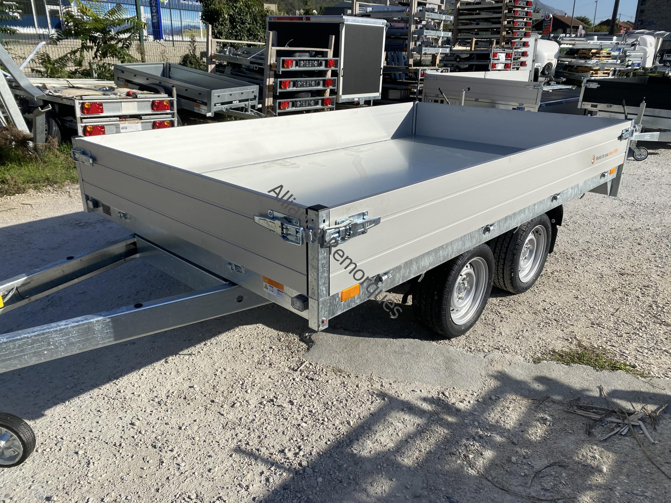 Benne hydraulique SARIS K1 306 184 2700