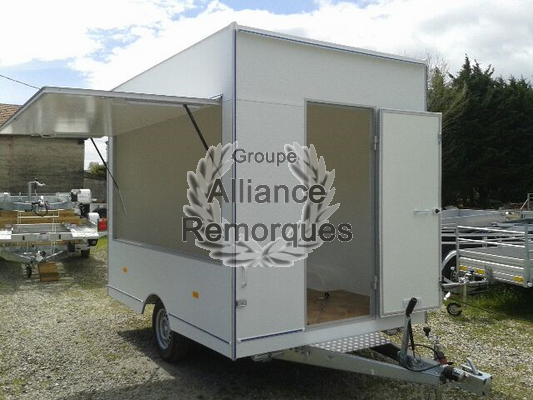 FOURGON MAGASIN 3M 1 ESSIEU