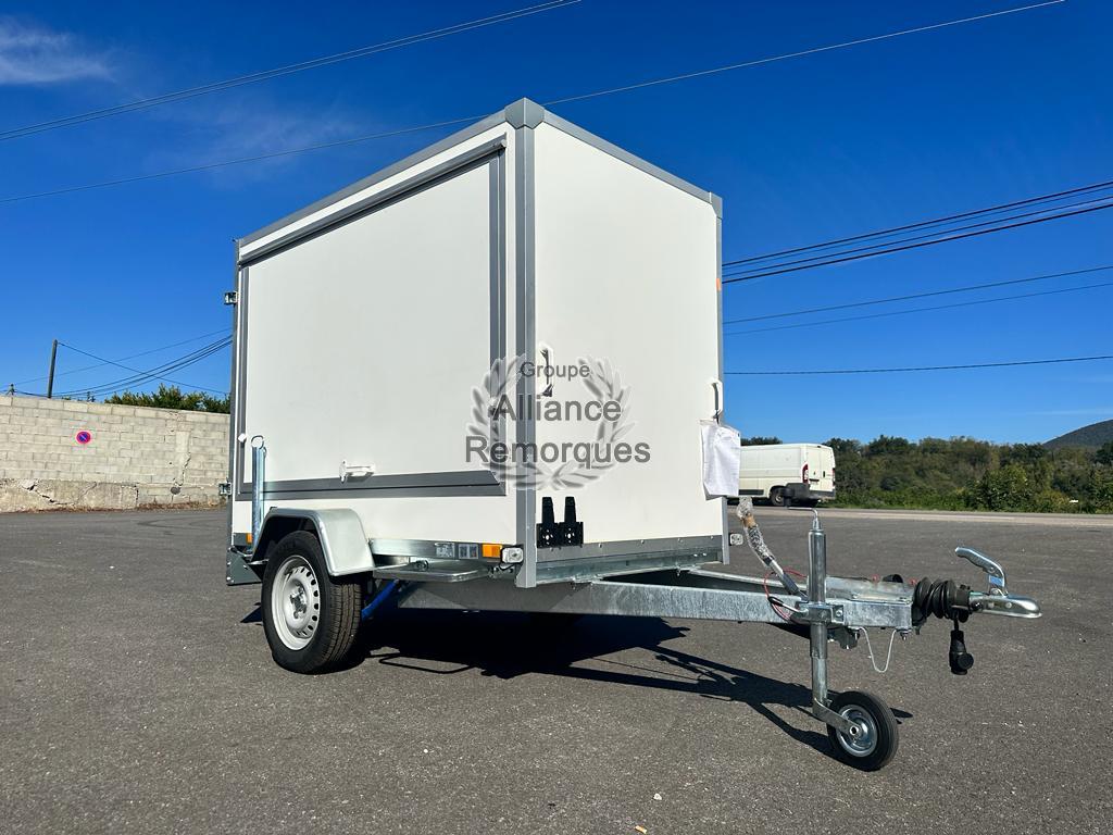 REMORQUE FOURGON F7520-DBD-150 AVEC AUVENTS LATERAUX – Image 3
