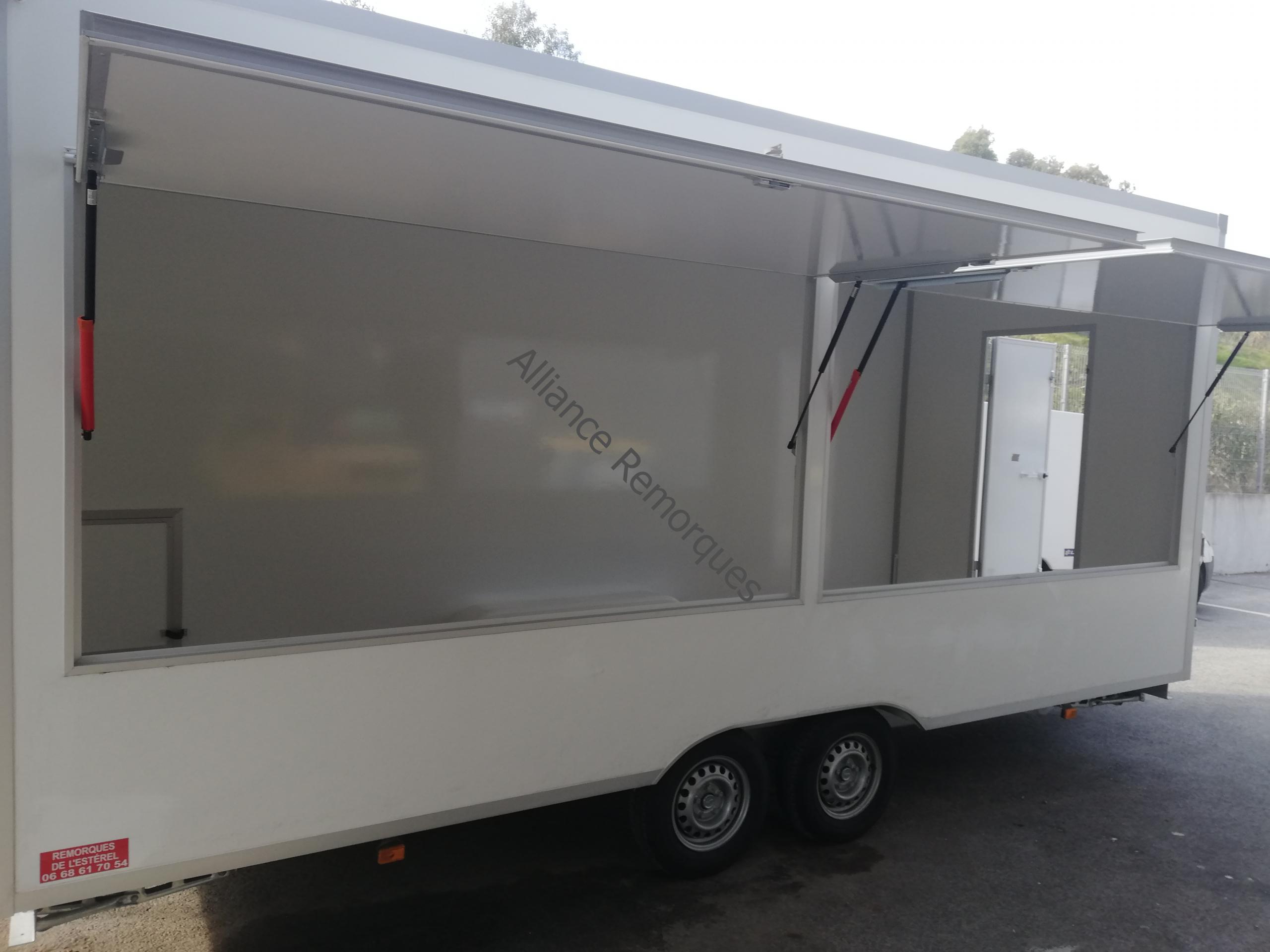 🏪 Remorques Magasin Niewiadów – Image 4