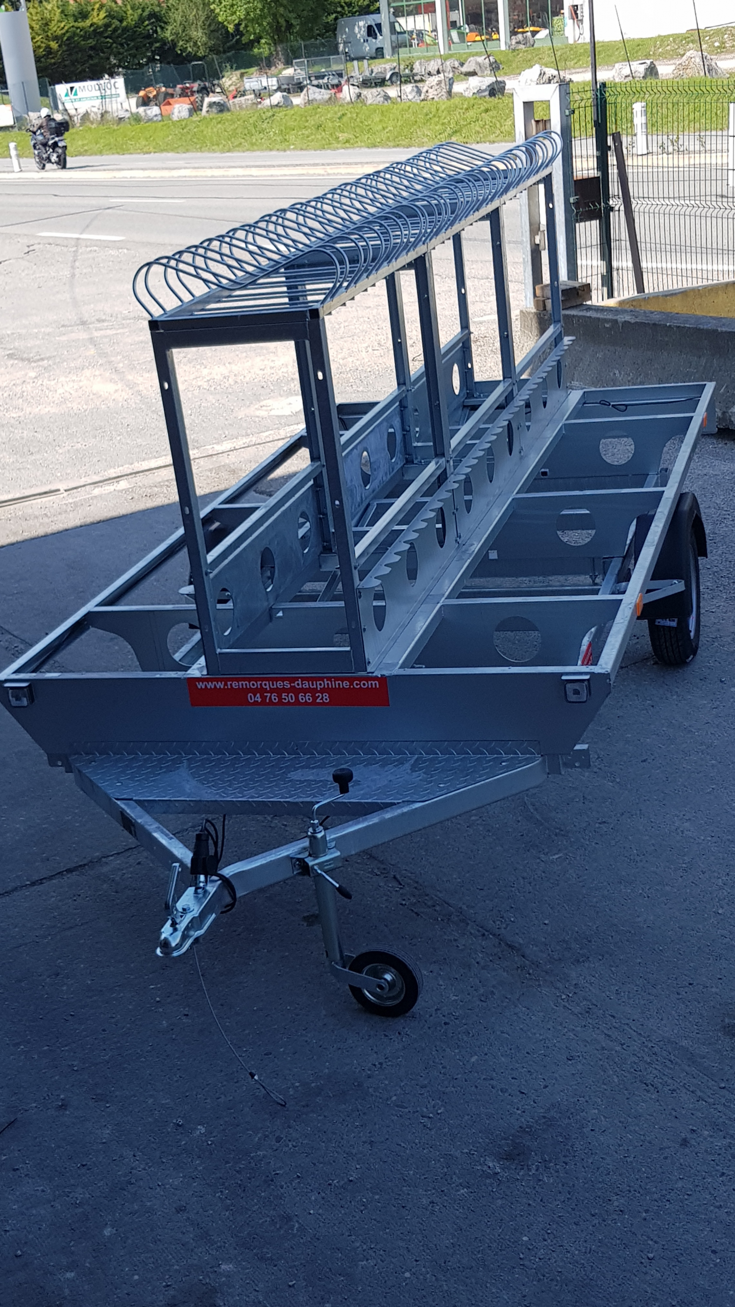 Remorques porte-vélos VTT suspendus 10, 15 ou 20 vélos – PTAC 750 kg – Image 3