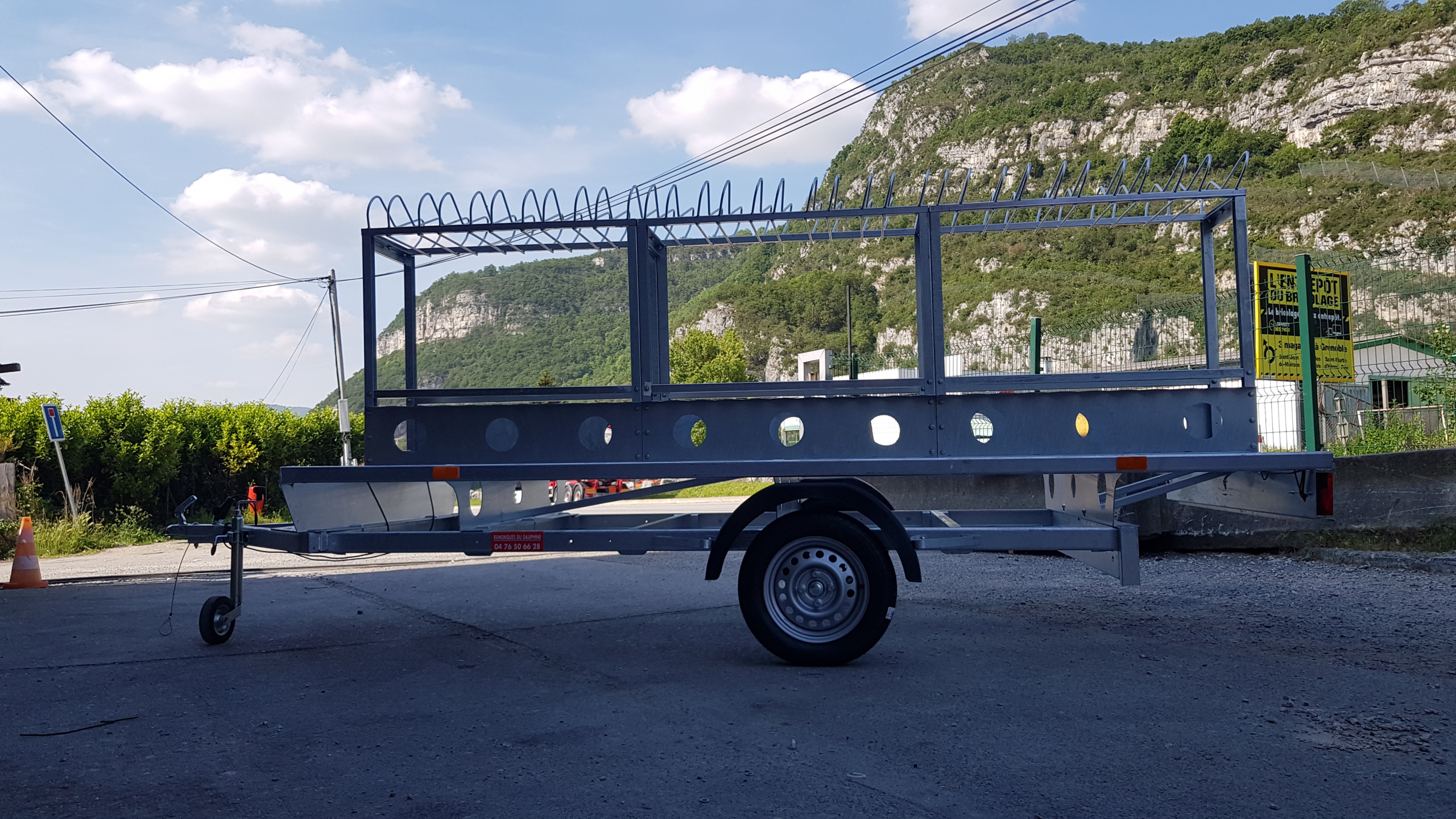 Remorques porte-vélos VTT suspendus 10, 15 ou 20 vélos – PTAC 750 kg – Image 2