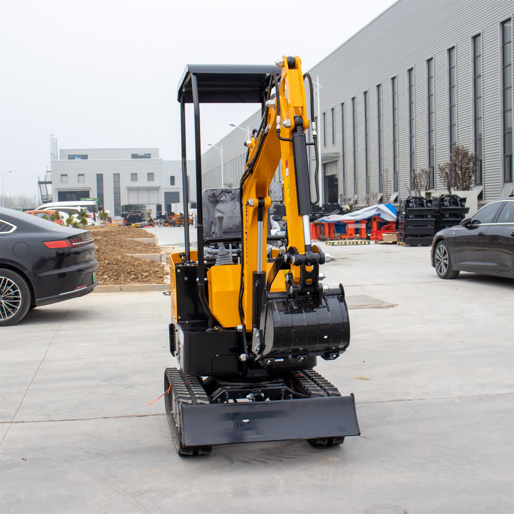 Mini-pelle HT10 - 1 tonne - Moteur essence Briggs & Stratton – Image 2
