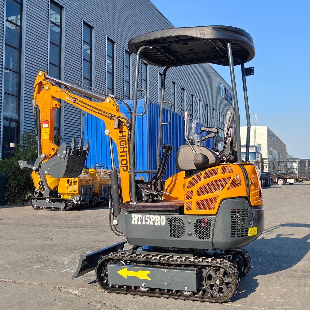 Mini-pelle HIGHTOP HT15 Pro 1,5 tonne – Kubota D722 Euro V – Bras orientable